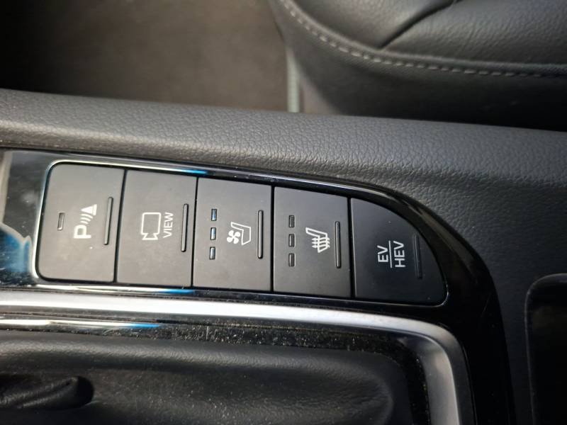 Hyundai Ioniq - Photo 29