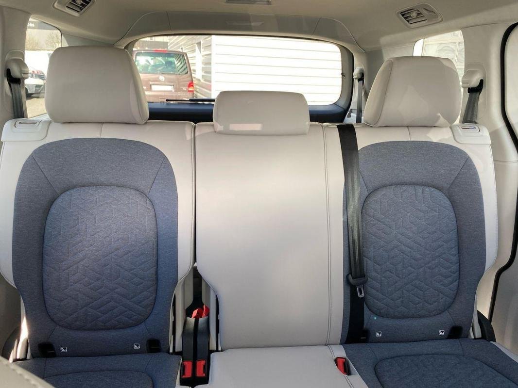 Volkswagen ID. BUZZ - Photo 22