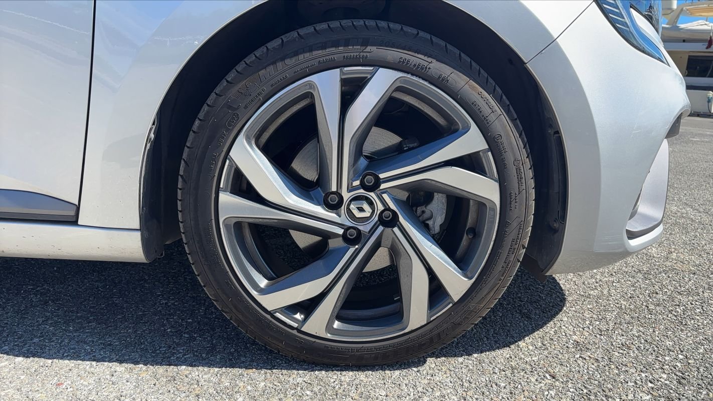 Renault Clio - Photo 17