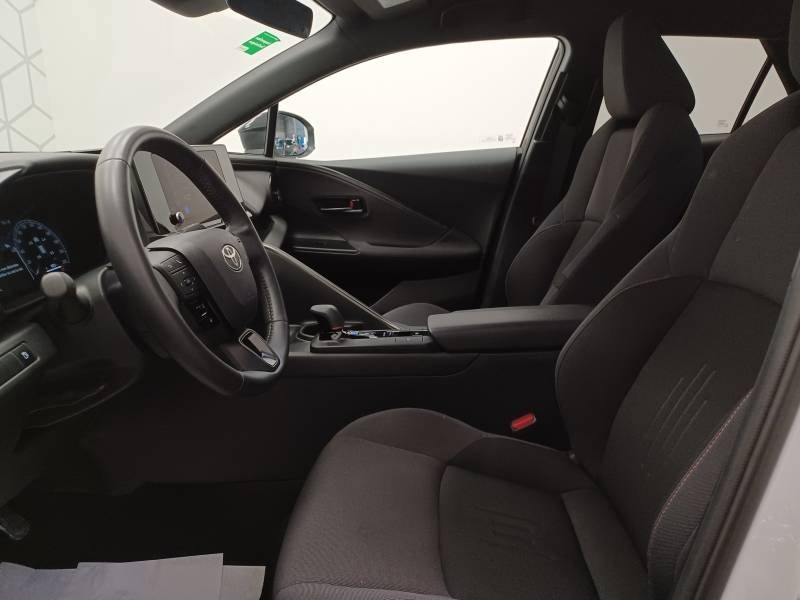 Toyota C-HR - Photo 12