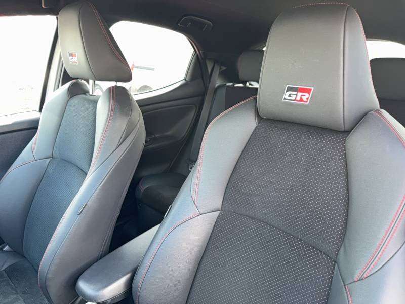 Toyota Yaris - Photo 14