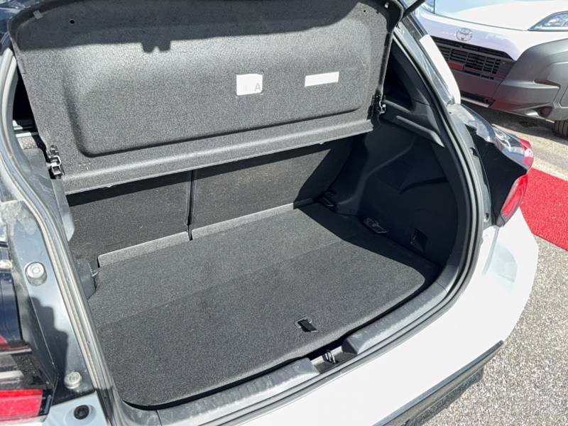 Toyota Yaris - Photo 39