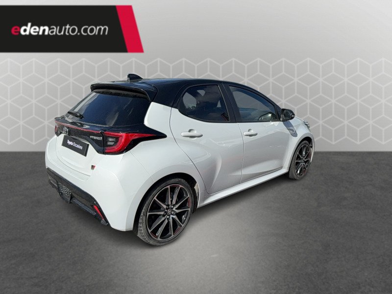 Toyota Yaris - Photo 5