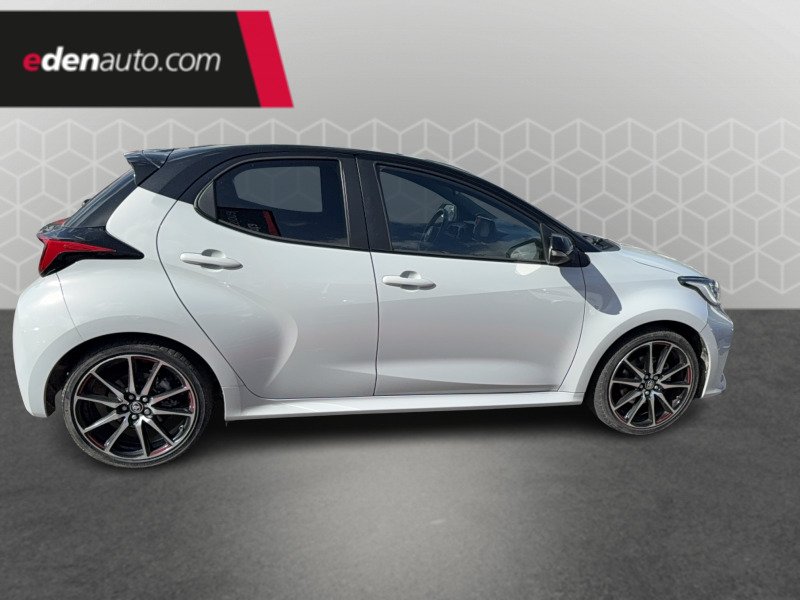 Toyota Yaris - Photo 6