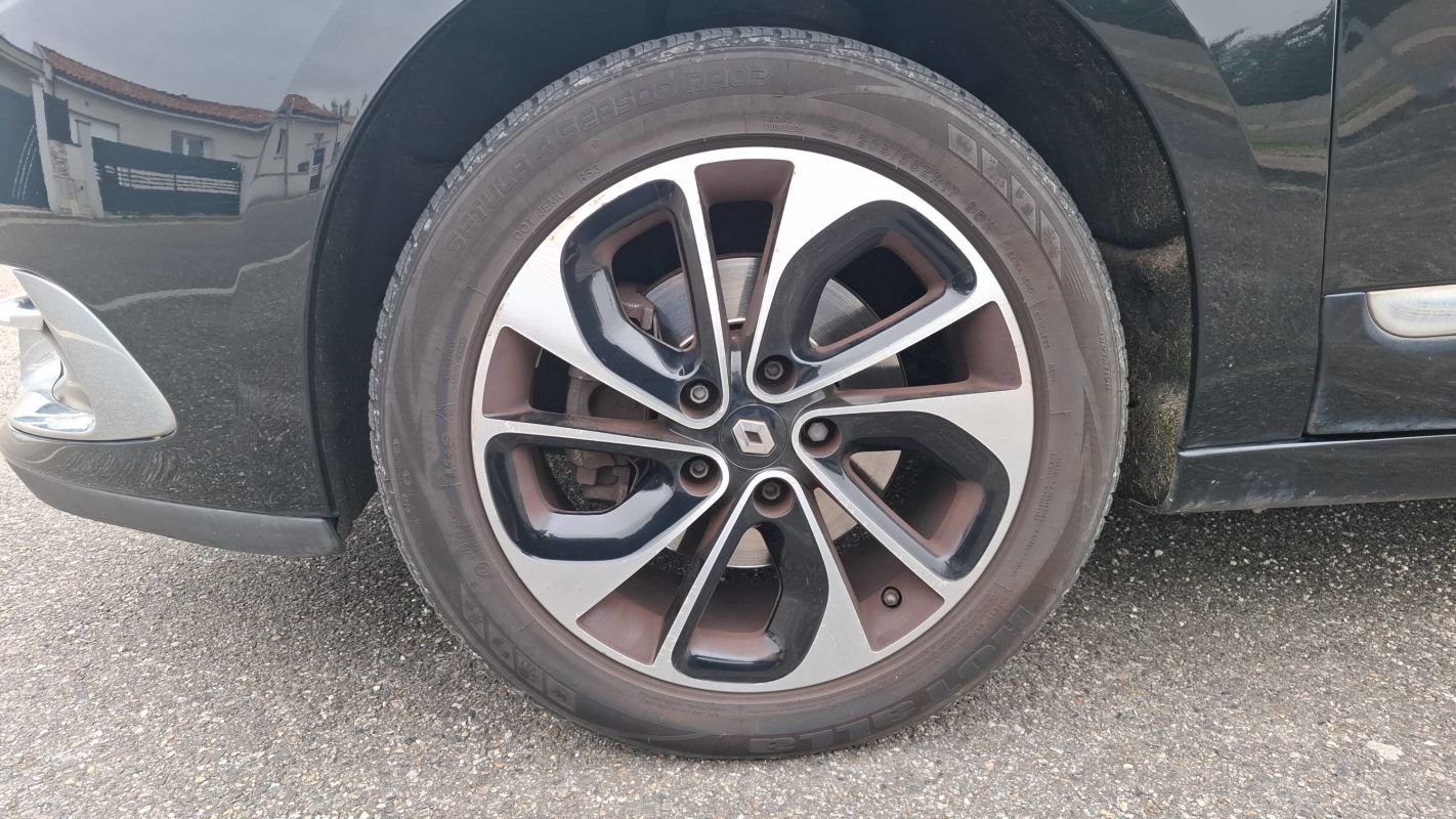 Renault Scénic - Photo 18