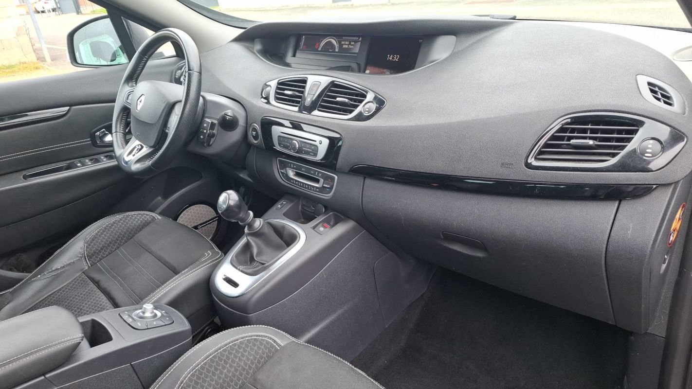 Renault Scénic - Photo 10