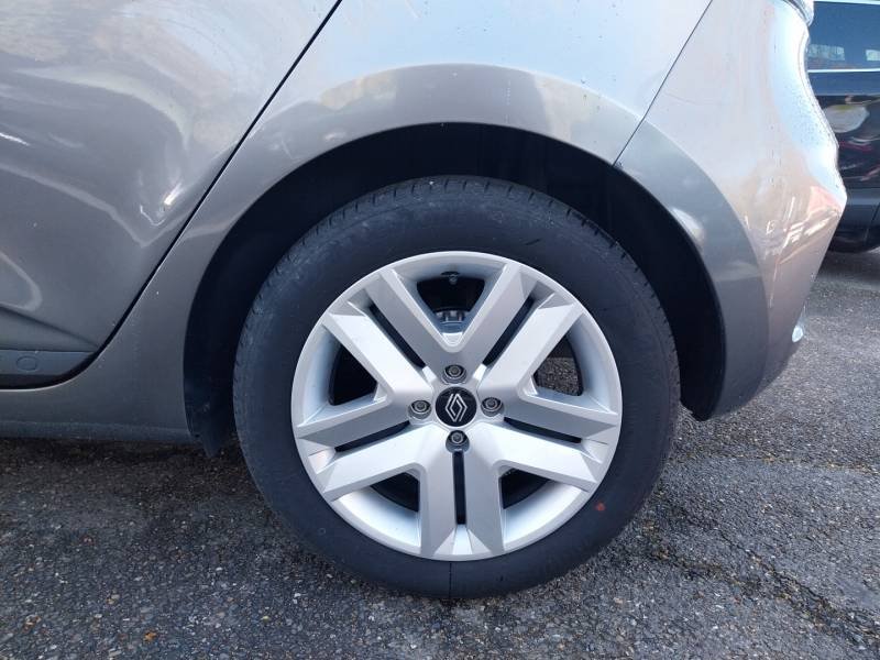 Renault Clio - Photo 24