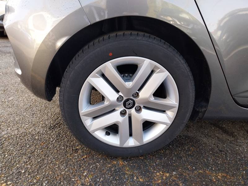 Renault Clio - Photo 16