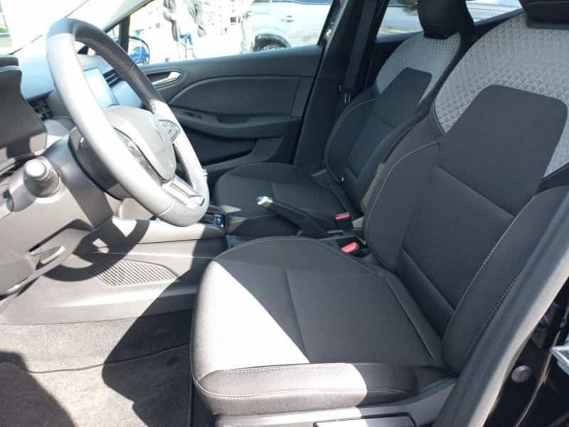 Renault Clio - Photo 21