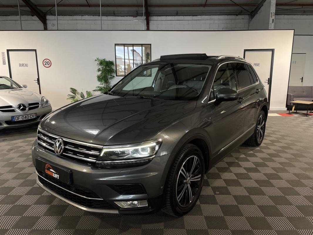 Volkswagen Tiguan - Photo 1