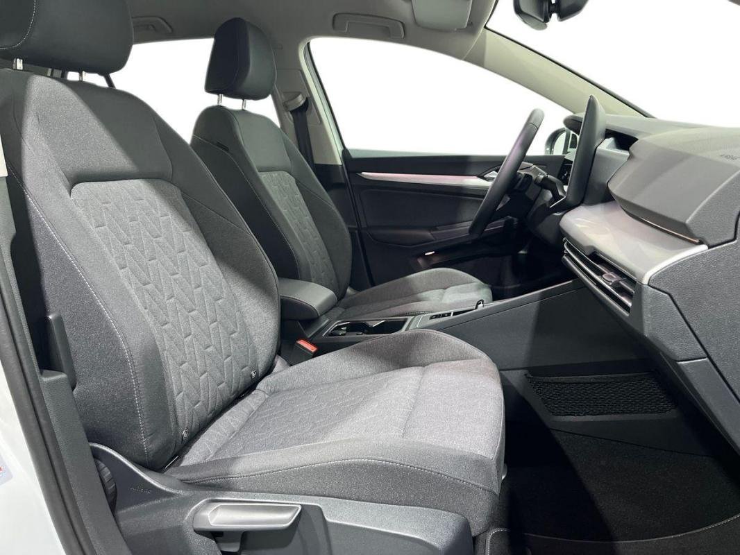 Volkswagen Golf - Photo 13