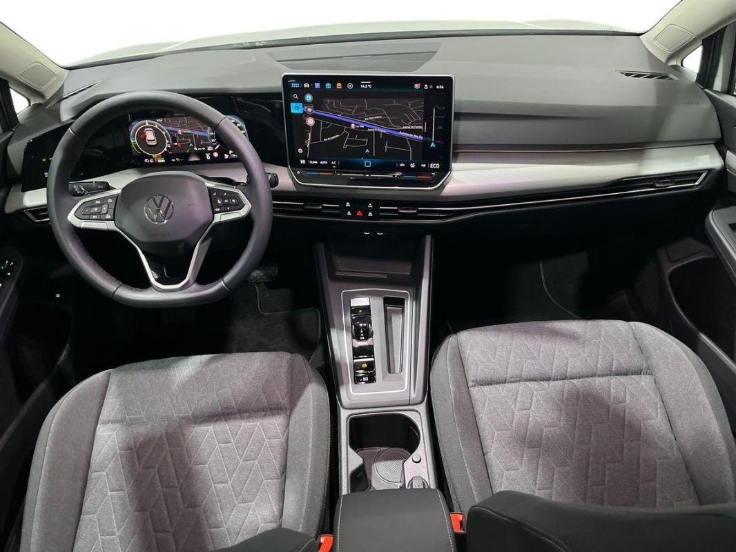 Volkswagen Golf - Photo 8