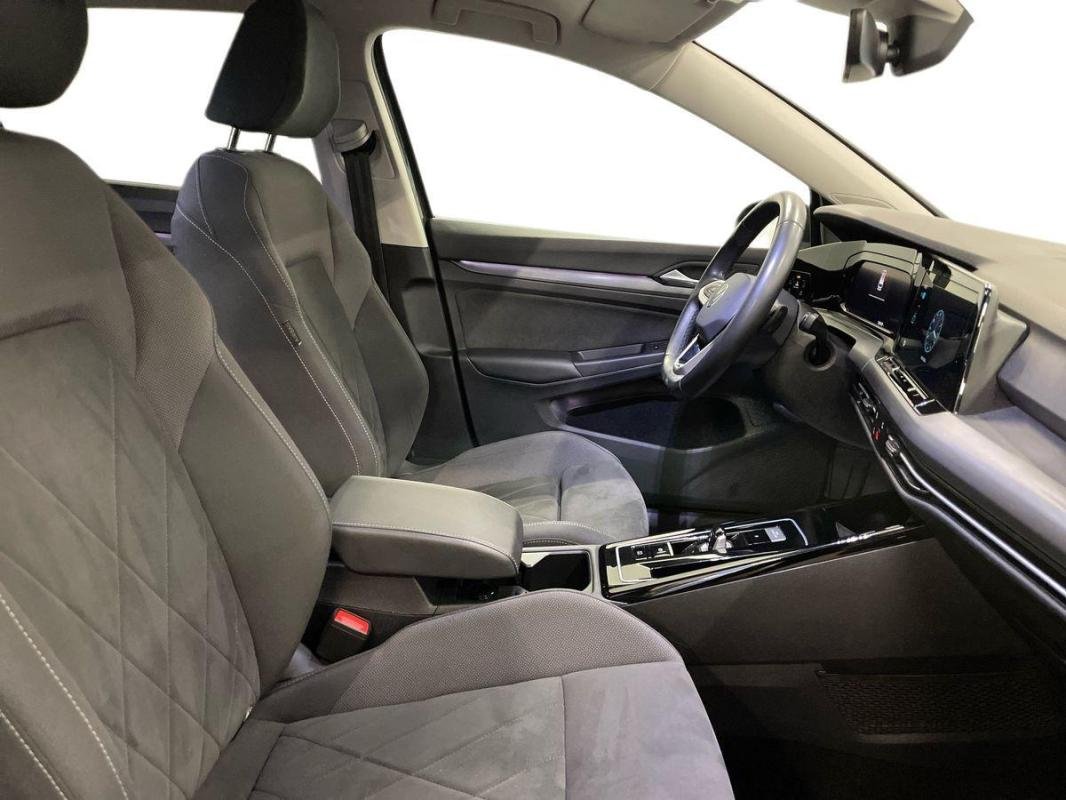 Volkswagen Golf SW - Photo 13