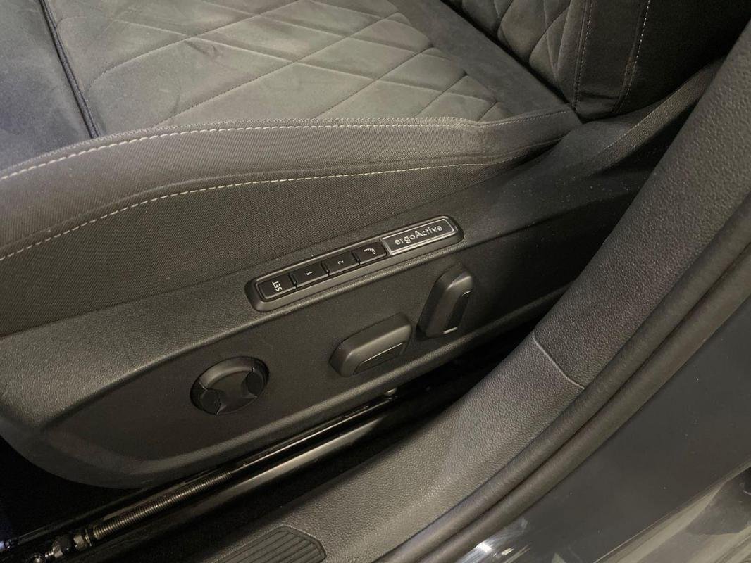 Volkswagen Golf SW - Photo 14