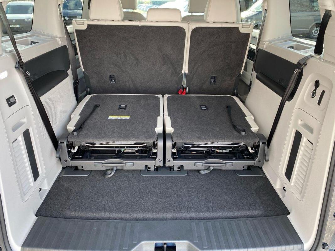 Volkswagen ID. BUZZ - Photo 31