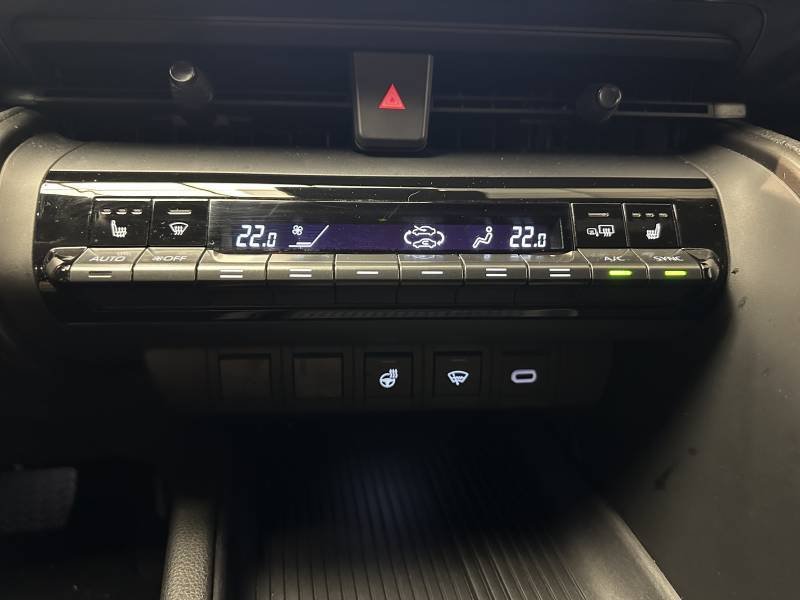 Toyota C-HR - Photo 24