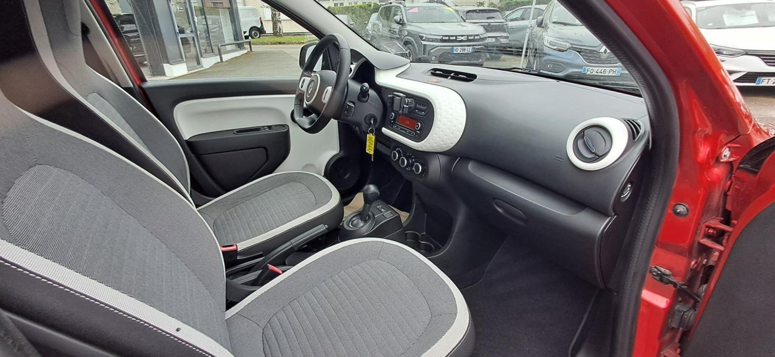 Renault Twingo - Photo 10