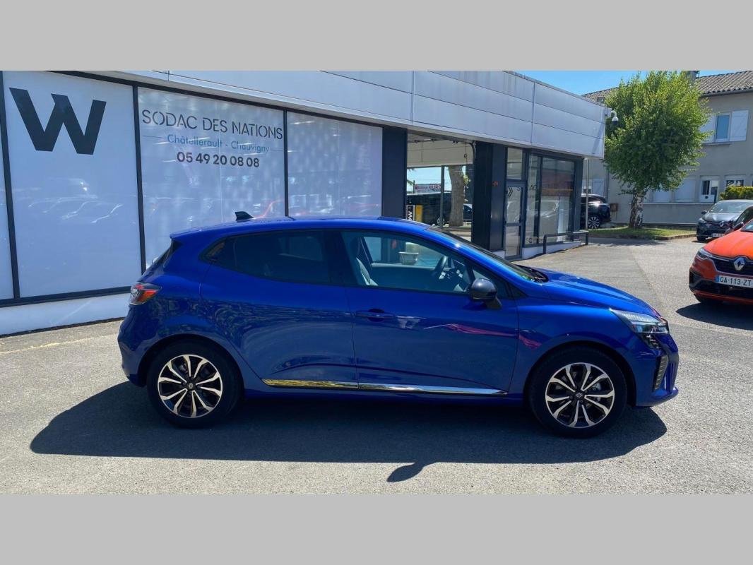 Renault Clio - Photo 2