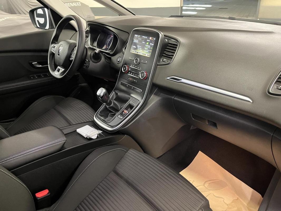 Renault Grand Scénic - Photo 2