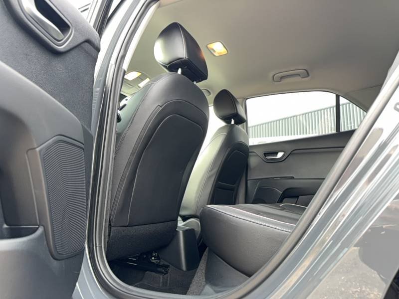Kia Rio - Photo 16