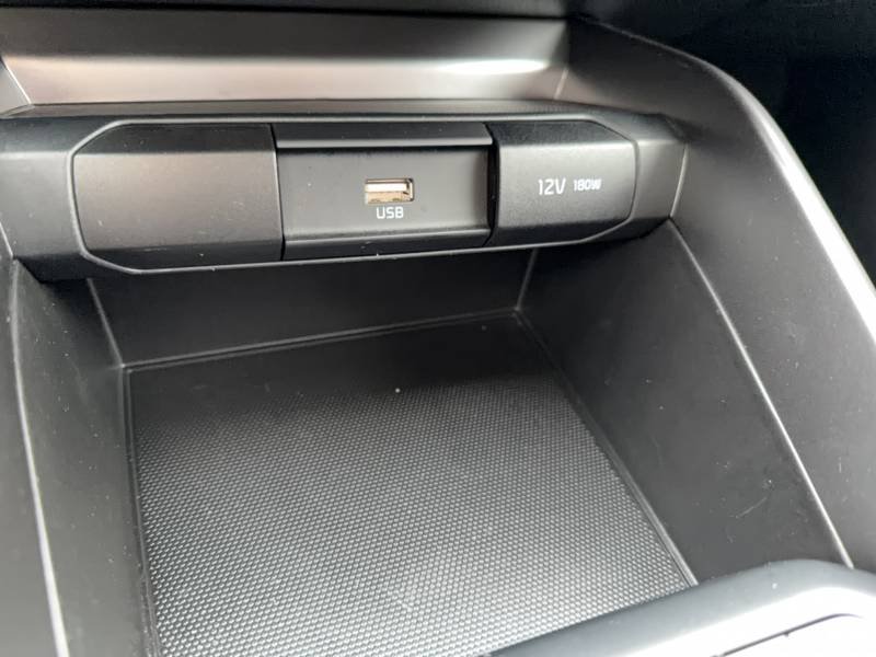 Kia Rio - Photo 30