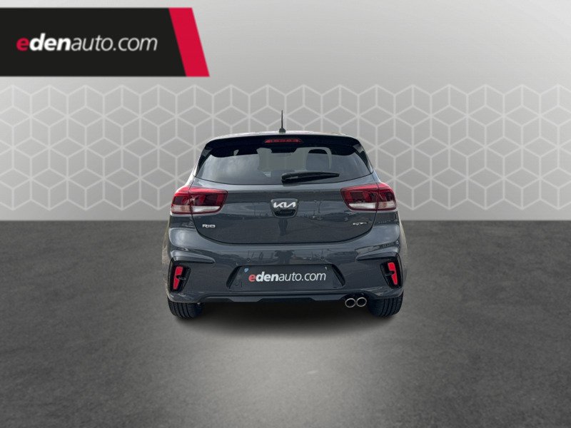 Kia Rio - Photo 4