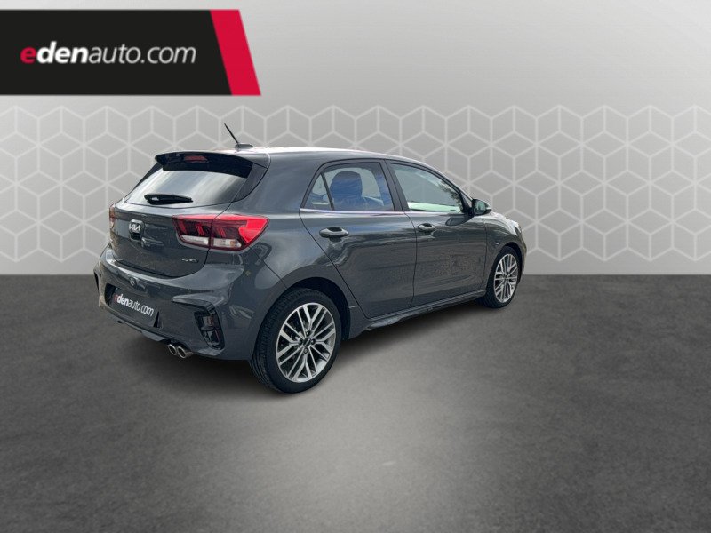 Kia Rio - Photo 5