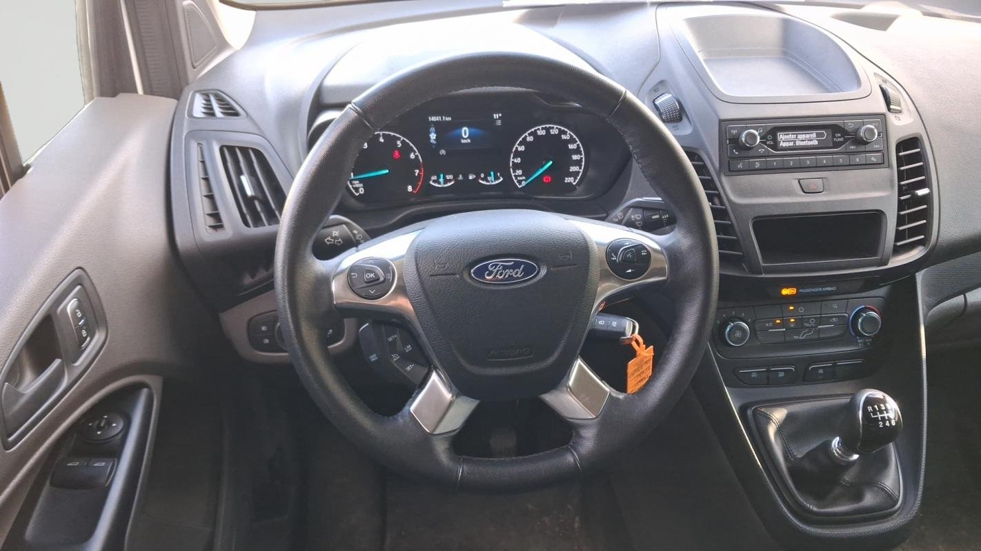 Ford Transit Connect - Photo 10