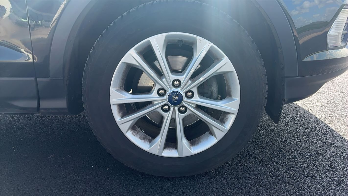 Ford Kuga - Photo 17