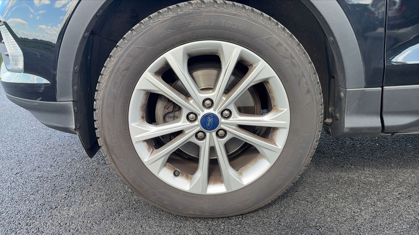 Ford Kuga - Photo 18