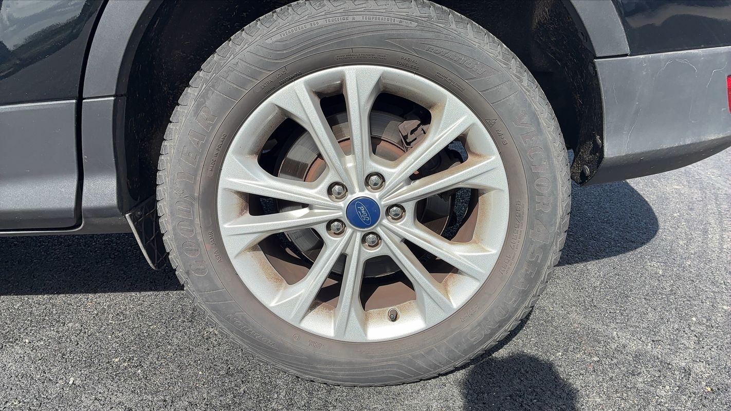 Ford Kuga - Photo 19