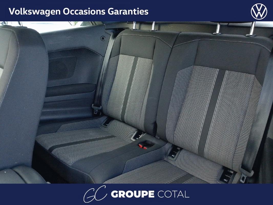 Volkswagen T-Roc - Photo 17