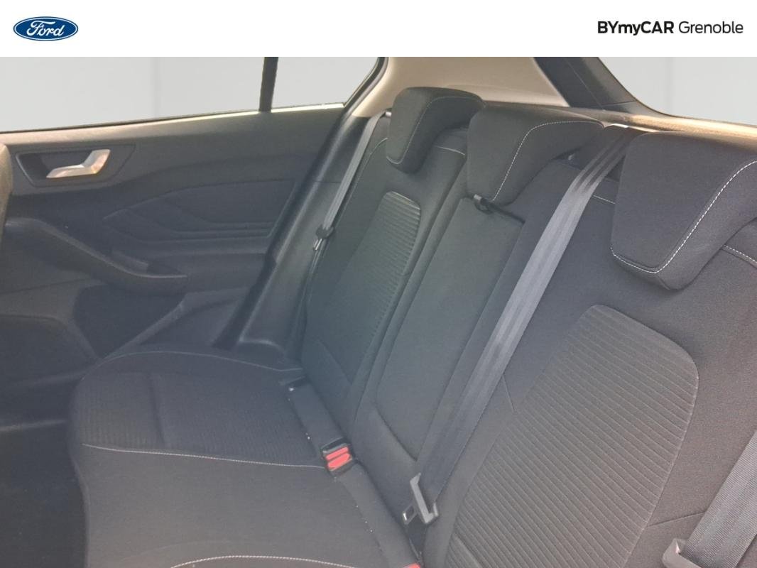 Ford Focus - Photo 12
