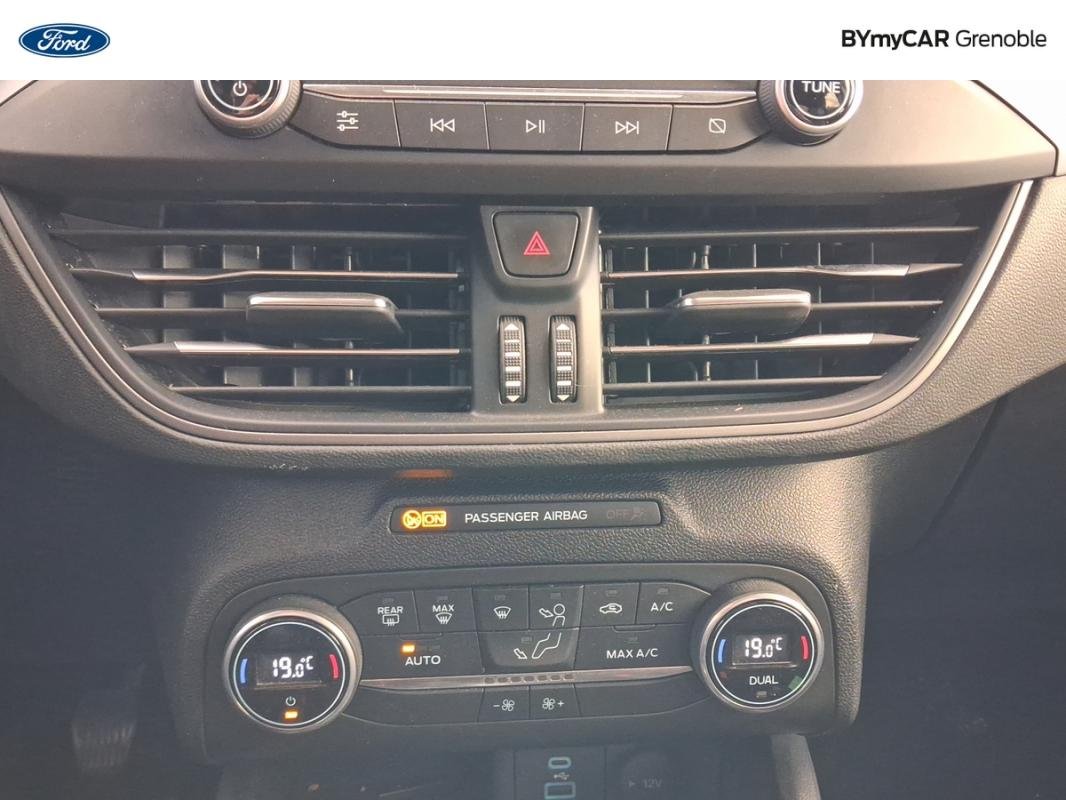 Ford Focus - Photo 21