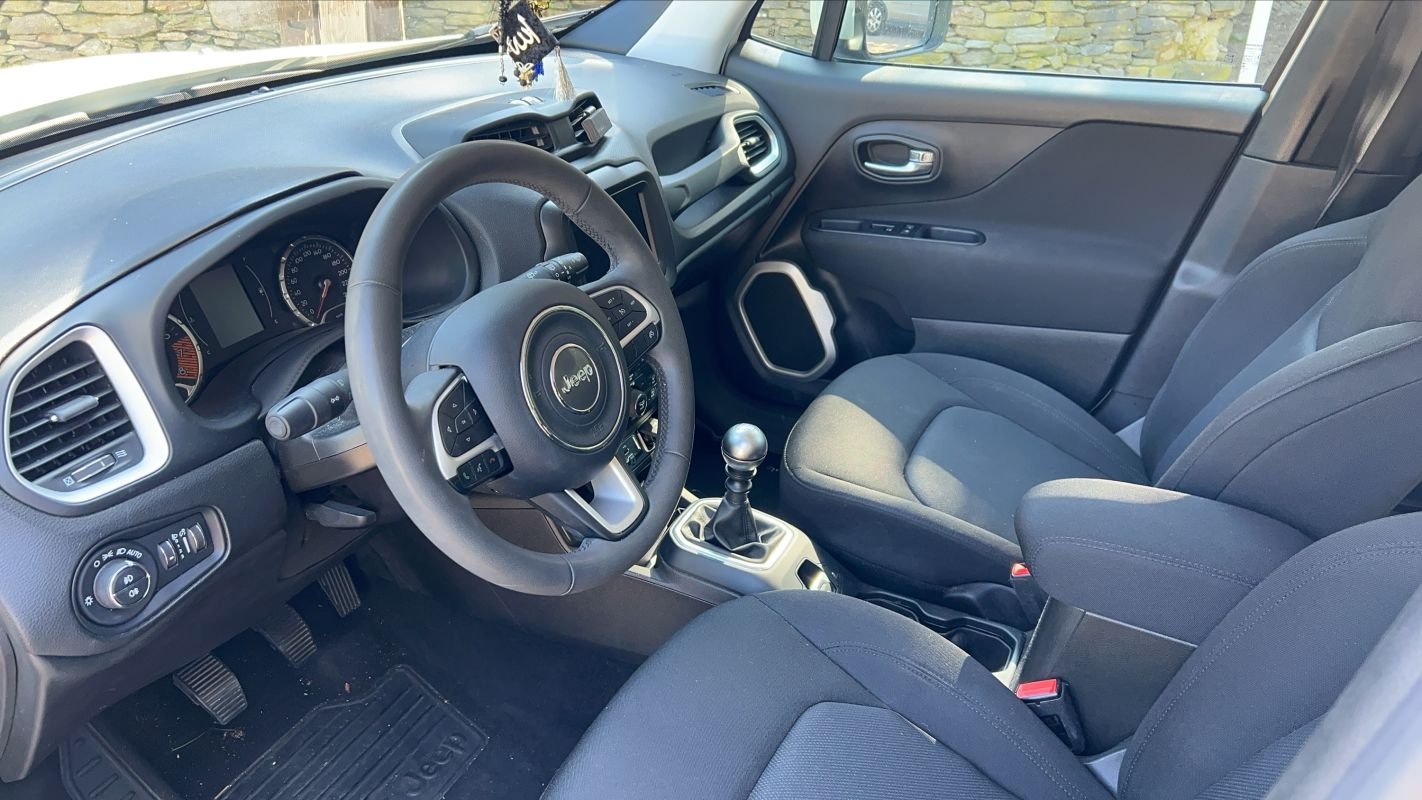 Jeep Renegade - Photo 8