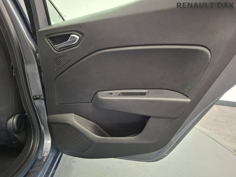 Renault Clio - Photo 16