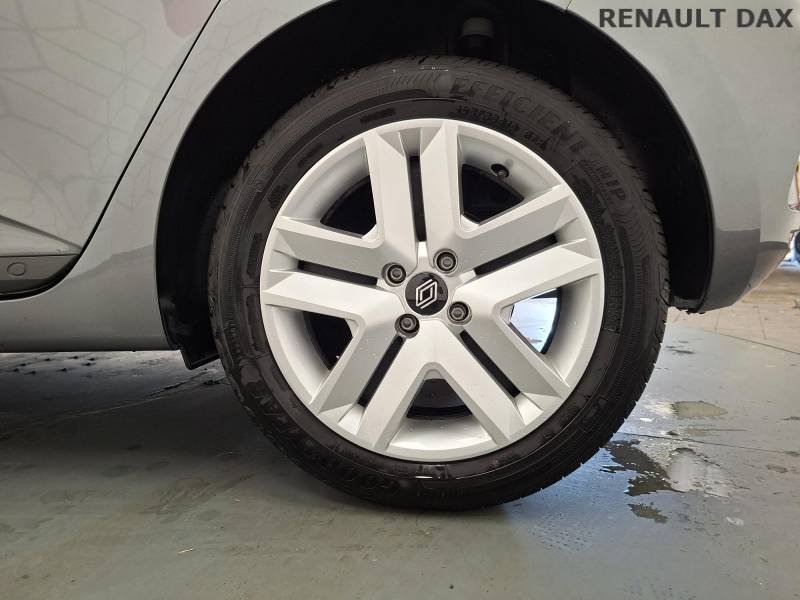 Renault Clio - Photo 18