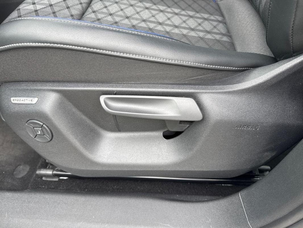Volkswagen Tiguan - Photo 14