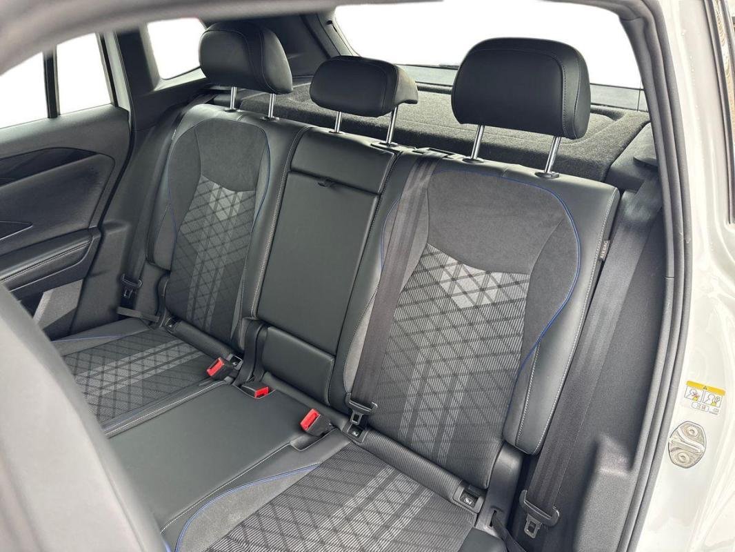 Volkswagen Tiguan - Photo 23
