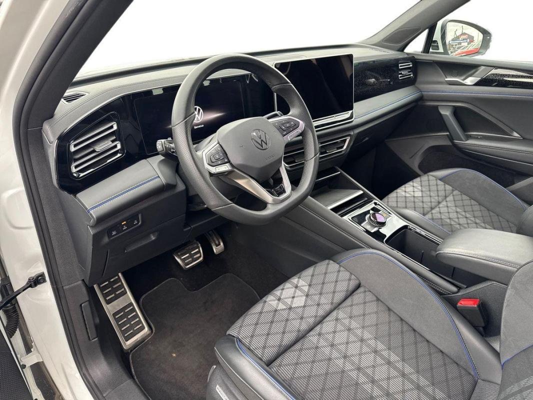 Volkswagen Tiguan - Photo 9