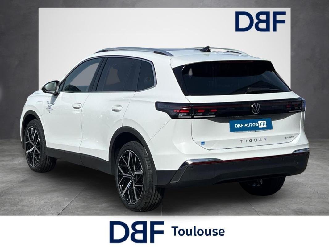 Volkswagen Tiguan - Photo 21