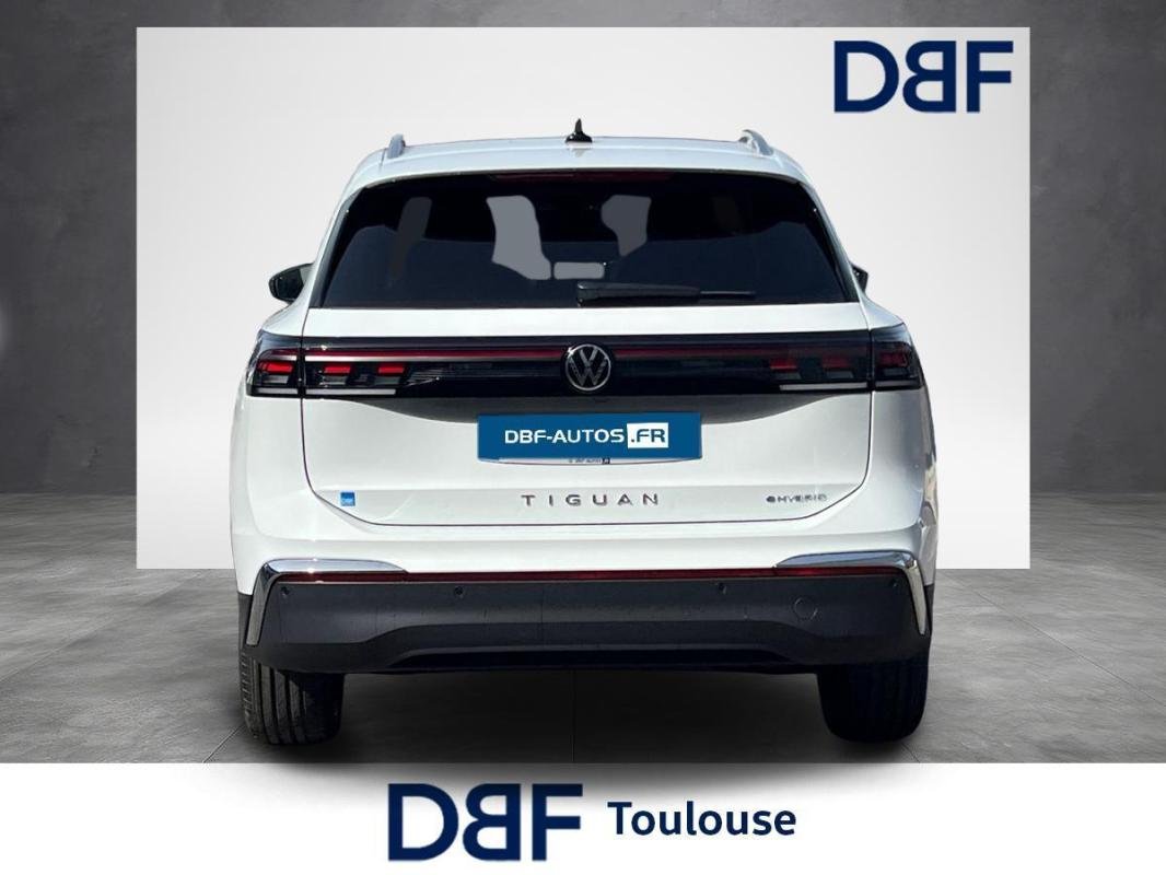 Volkswagen Tiguan - Photo 22