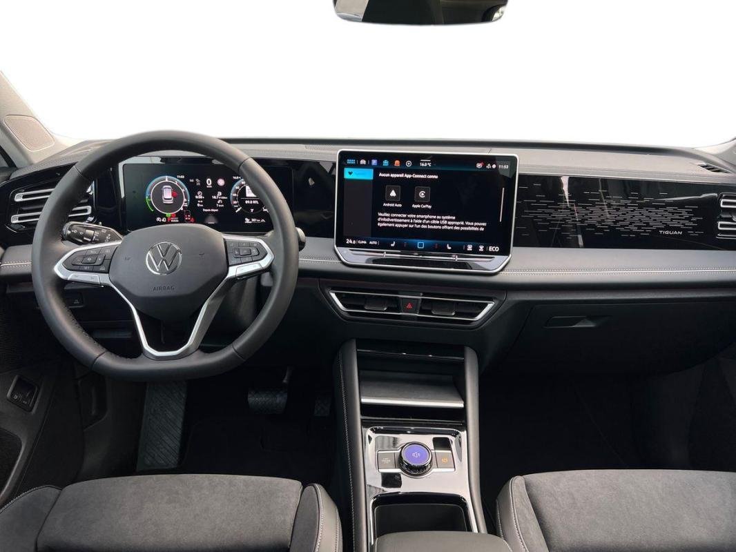 Volkswagen Tiguan - Photo 26