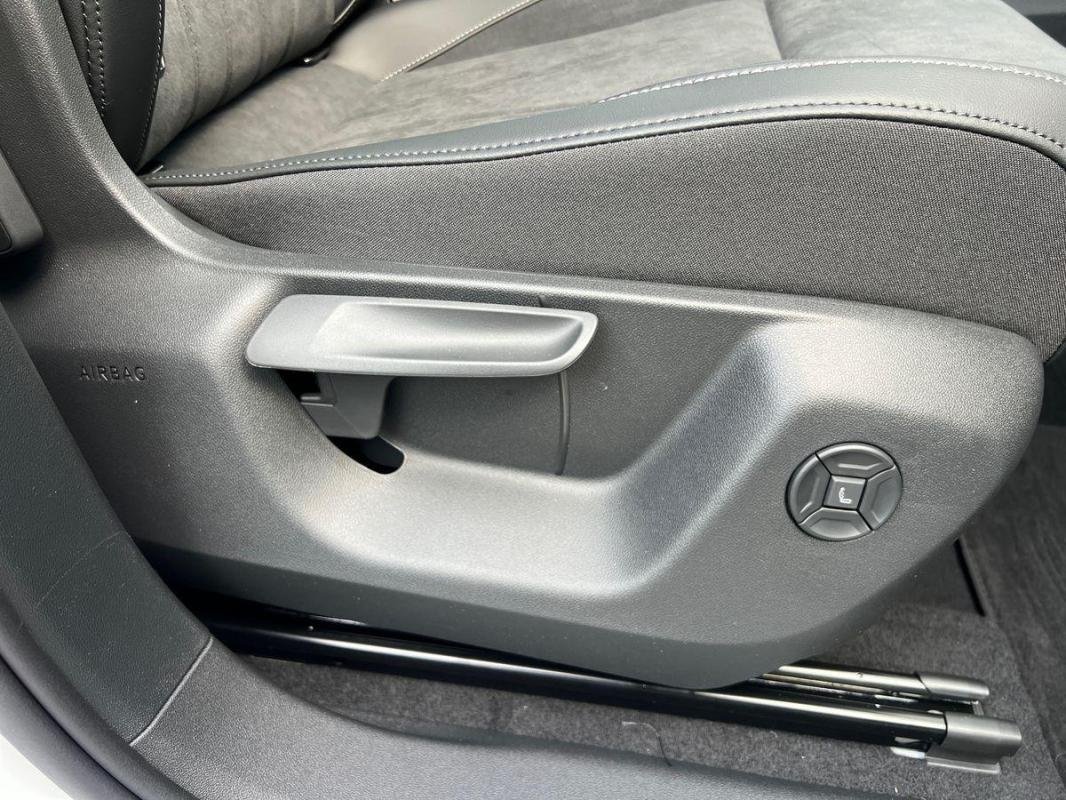 Volkswagen Tiguan - Photo 32
