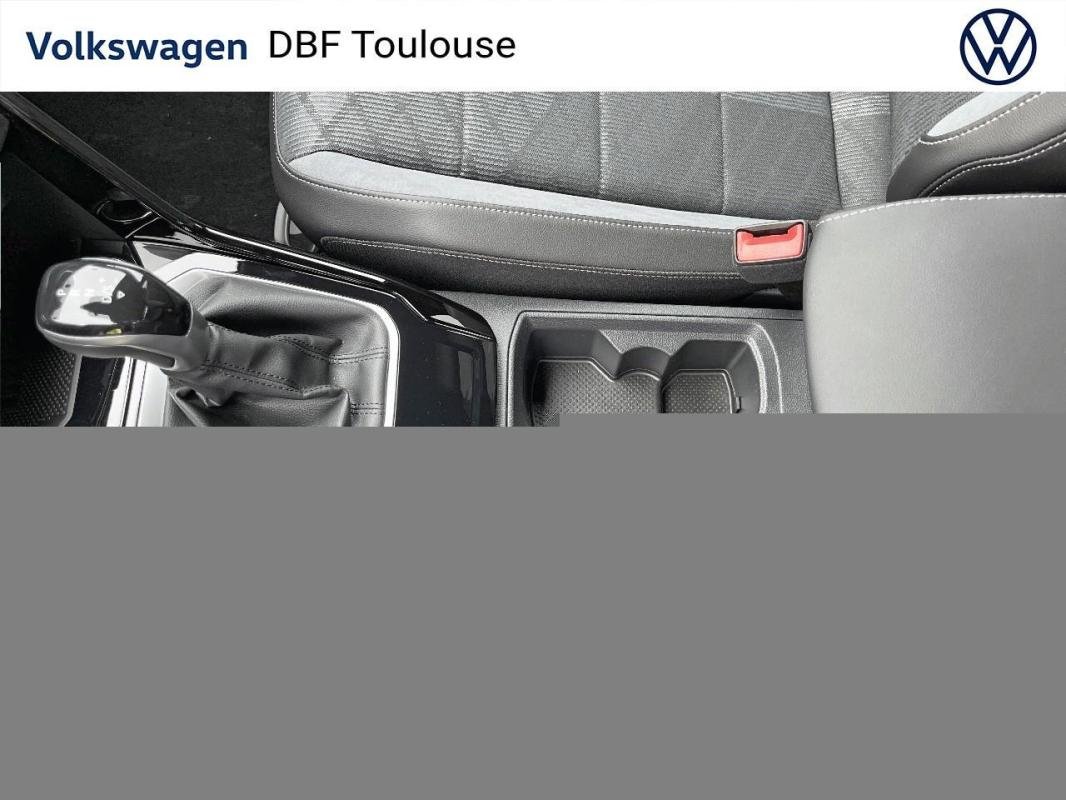 Volkswagen T-Roc - Photo 13