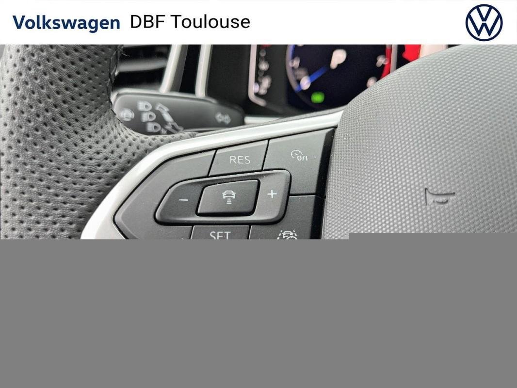 Volkswagen T-Roc - Photo 19