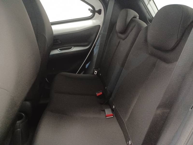 Toyota aygo x - Photo 12