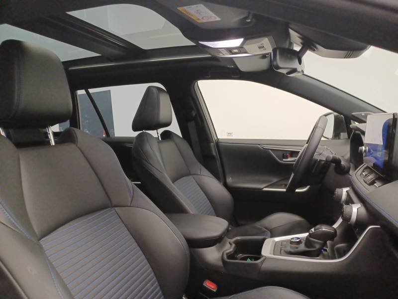 Toyota RAV4 - Photo 12