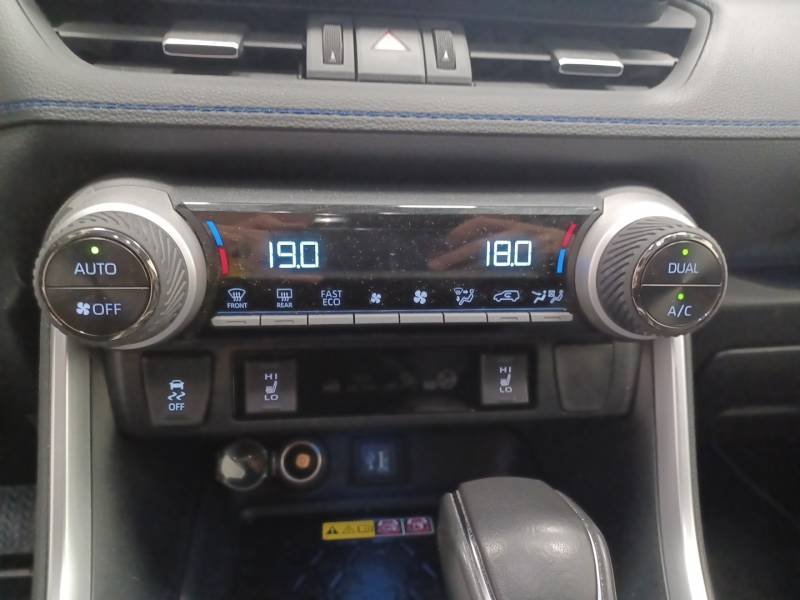 Toyota RAV4 - Photo 20