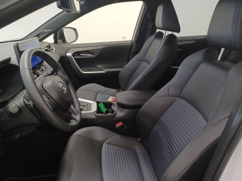 Toyota RAV4 - Photo 10